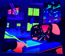 Vizie "I'm Here" shown under blacklight